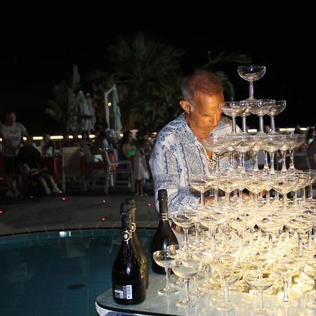 Hotel Villaggio Stromboli サンタ・ドメーニカ エクステリア 写真