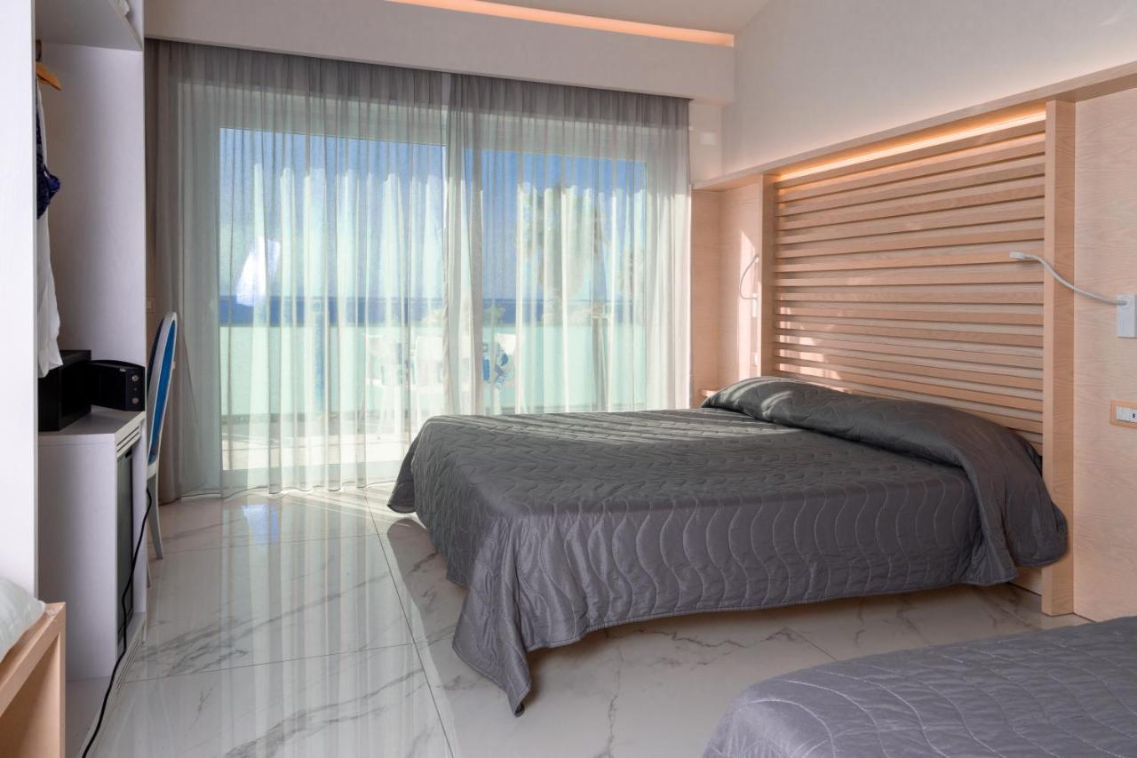 Hotel Villaggio Stromboli サンタ・ドメーニカ エクステリア 写真