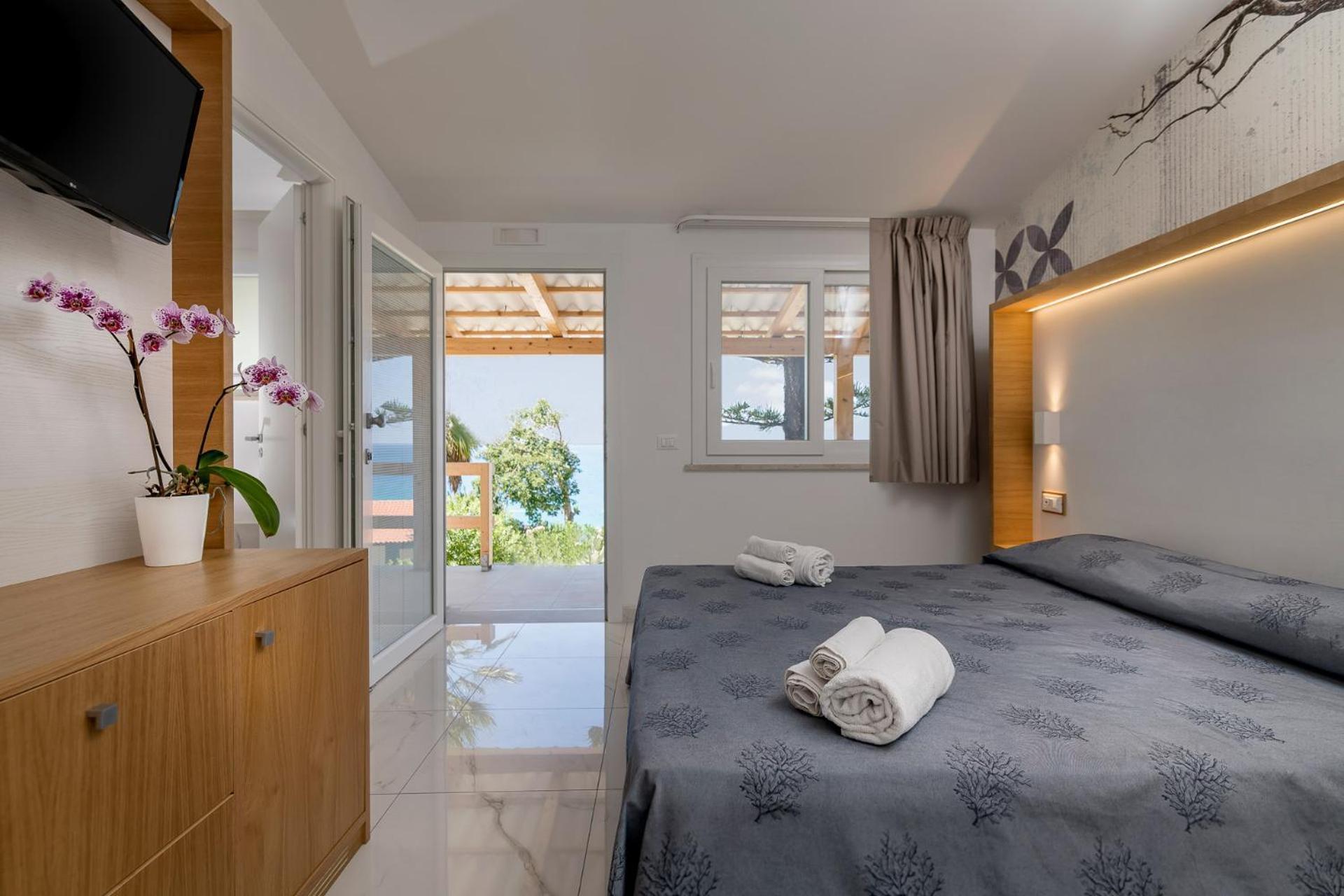 Hotel Villaggio Stromboli サンタ・ドメーニカ エクステリア 写真