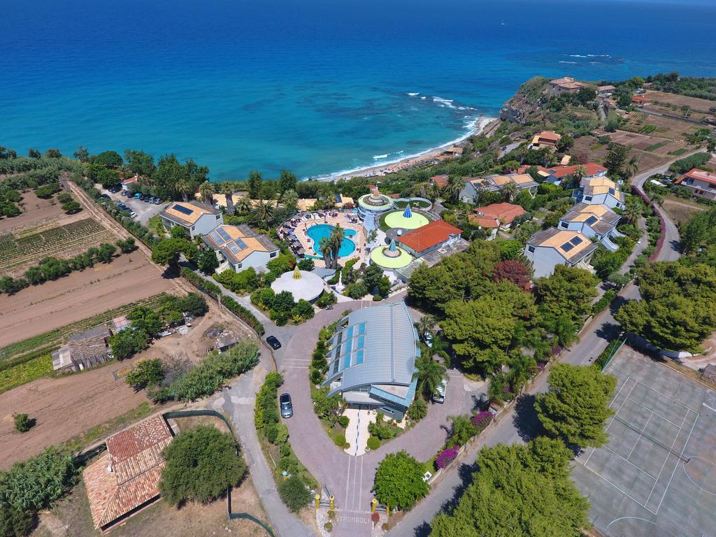 Hotel Villaggio Stromboli サンタ・ドメーニカ エクステリア 写真