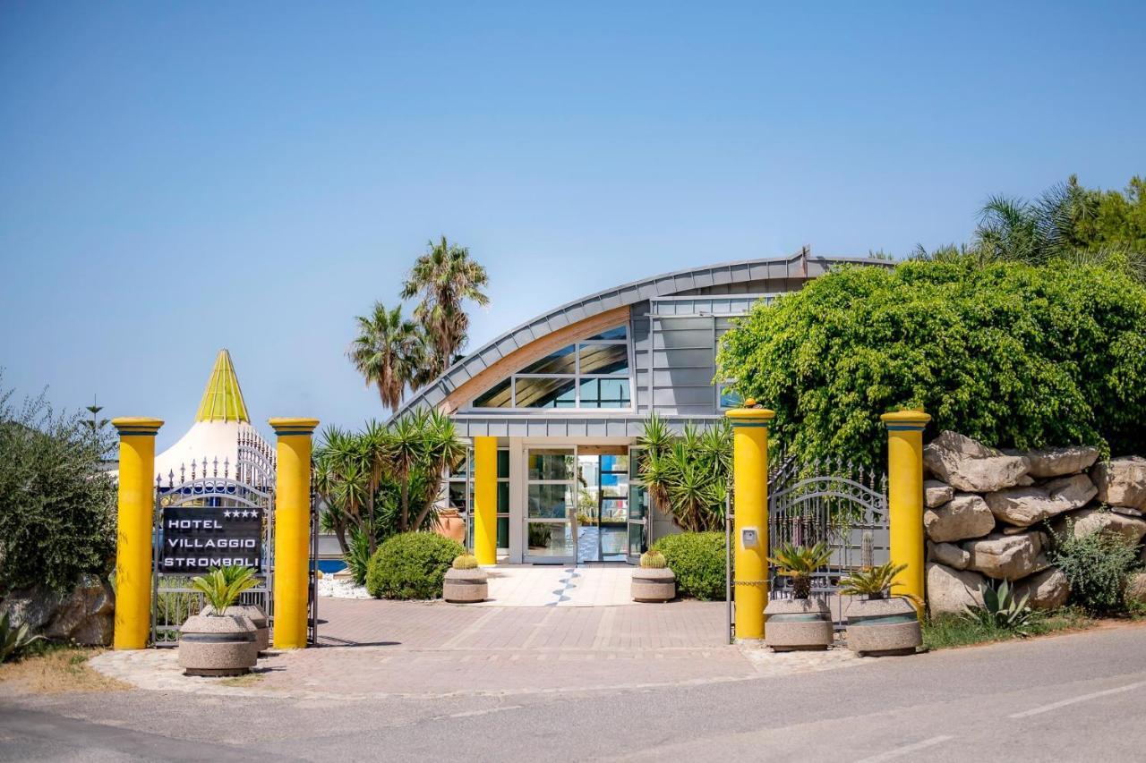 Hotel Villaggio Stromboli サンタ・ドメーニカ エクステリア 写真
