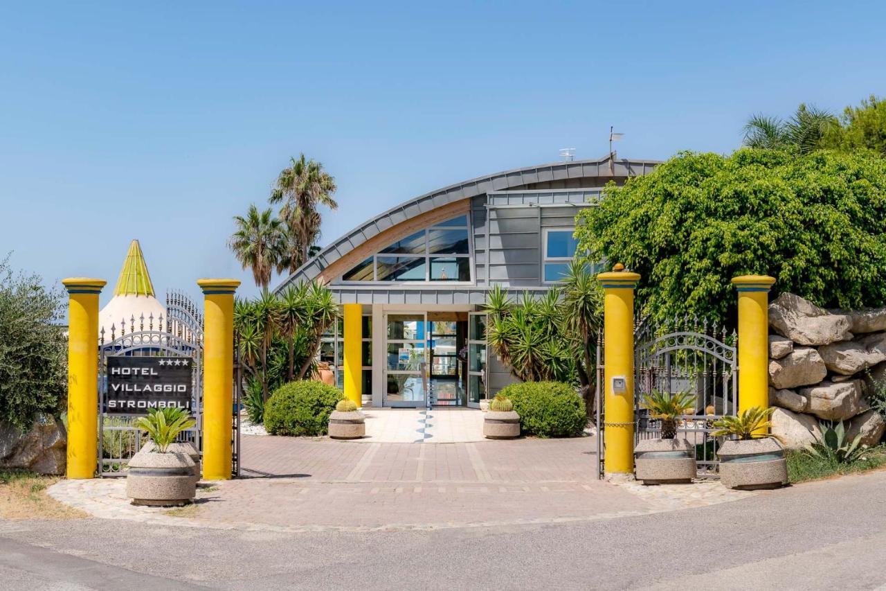 Hotel Villaggio Stromboli サンタ・ドメーニカ エクステリア 写真